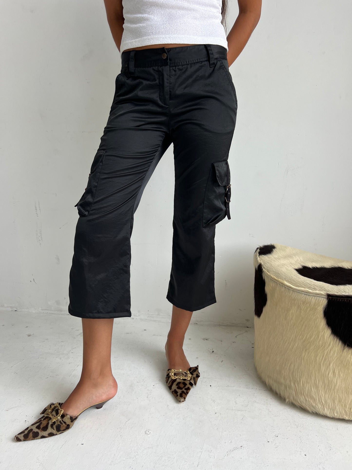 satin cargo capri