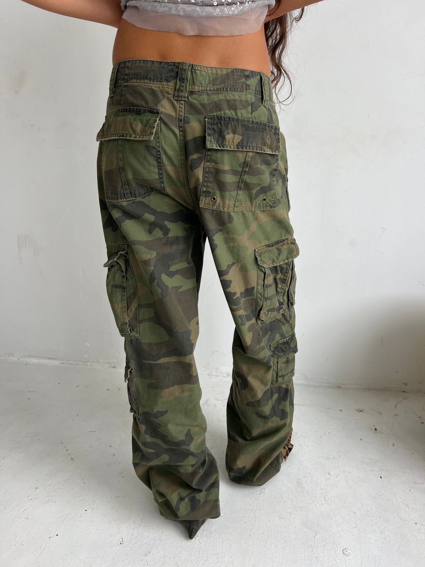 camo cargo
