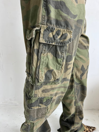 camo cargo